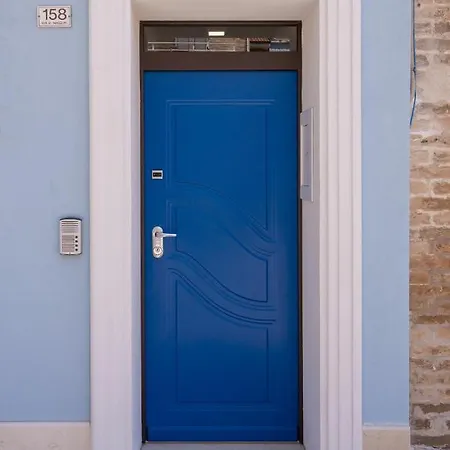 Casa Azzurra Vacanze דירה *